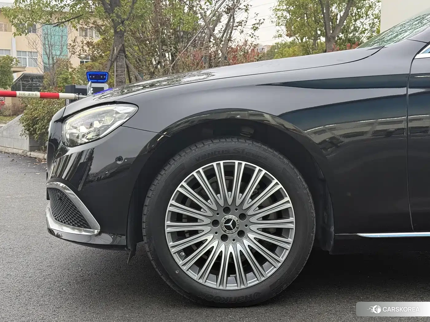 Mercedes-Benz E-Class id 4539371 из Китая 10