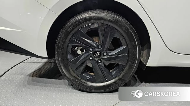 Hyundai Avante Hybrid (CN7) id 4650394 из Кореи 27