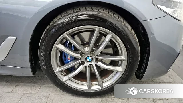 BMW 5 Series (G30) id 3563397 из Кореи 15