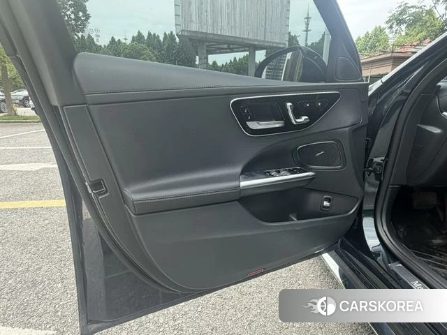 Mercedes-Benz Class C id 4299974 из Китая 10