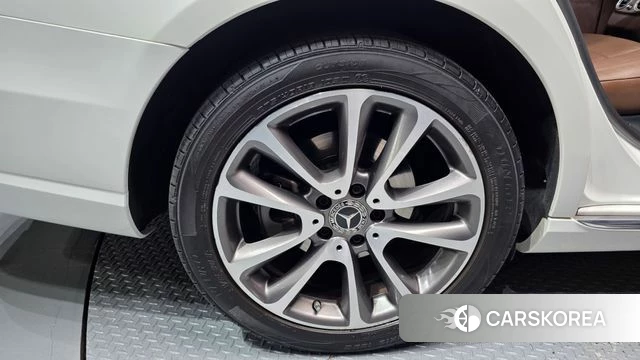 Mercedes-Benz E-Class W213 id 3893789 из Кореи 15