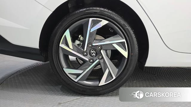 Hyundai The New Avante (CN7) id 3902566 из Кореи 15