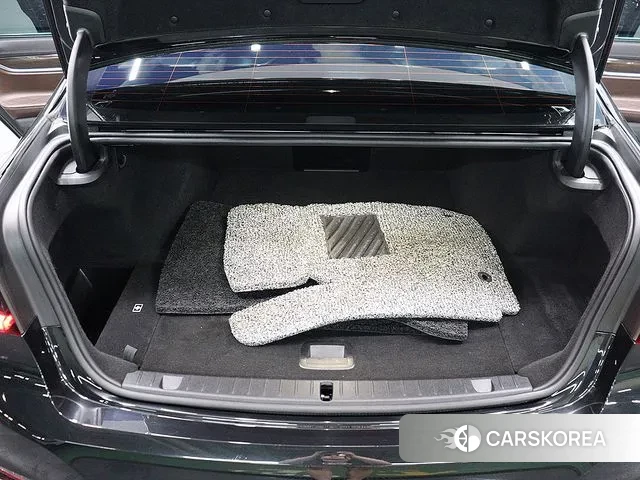 BMW 7 Series (G11) id 2894906 из Кореи 15