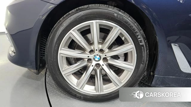 BMW 5 Series (G30) id 4633066 из Кореи 15