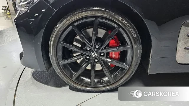 Kia Stinger id 3626838 из Кореи 15