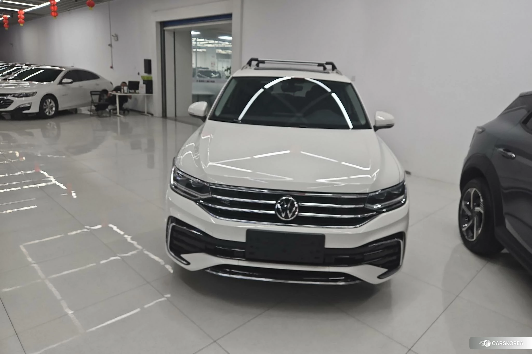 Volkswagen Tiguan L id 4473736 из Китая 12