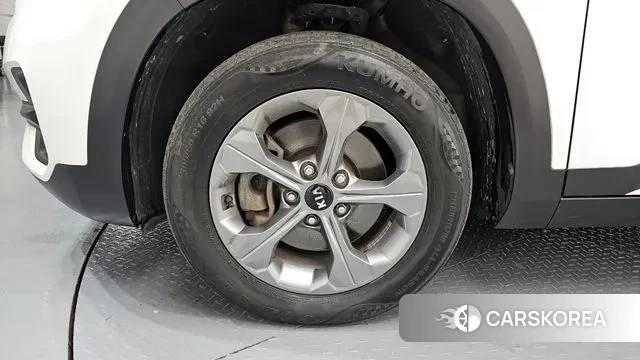 Kia Seltos id 3498538 из Кореи 15