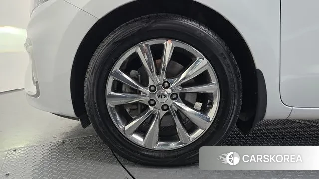 Kia The New Carnival id 3568667 из Кореи 15