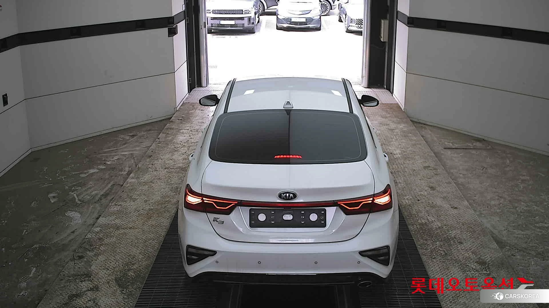 Kia K3 id 3888389 из Кореи 32