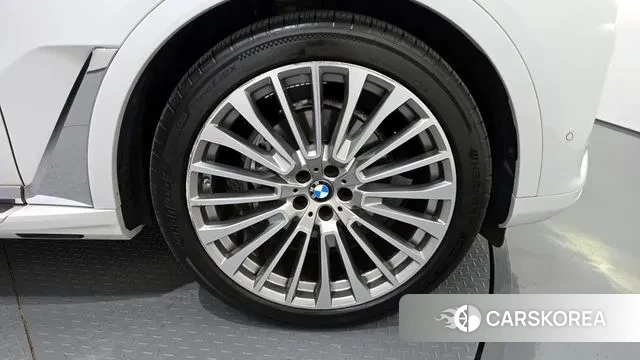 BMW X7 (G07) id 3348687 из Кореи 15