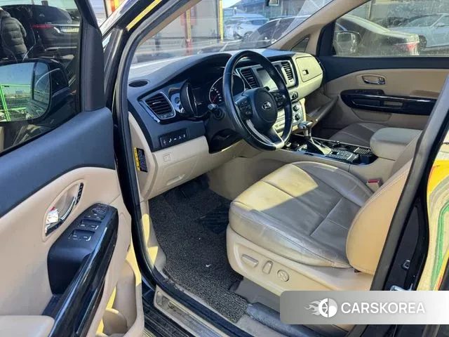 Kia The New Carnival id 3520298 из Кореи 10