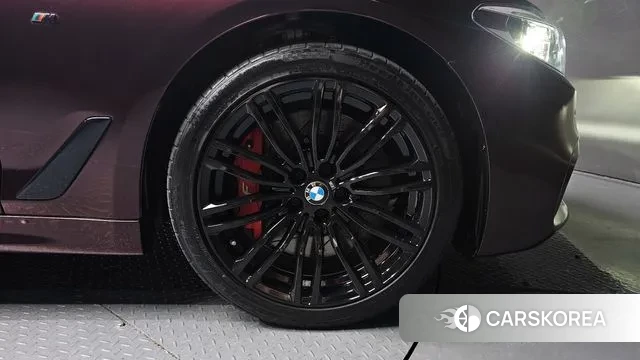 BMW 5 Series (G30) id 3166058 из Кореи 15