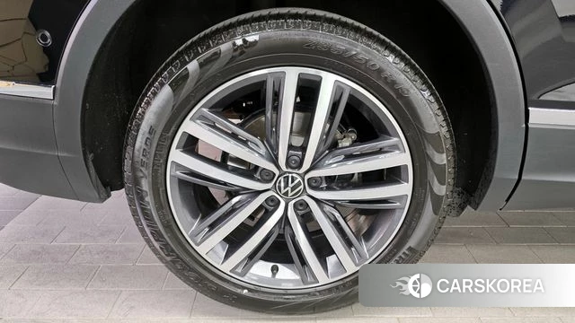 Volkswagen Tiguan Allspace id 3940783 из Кореи 15