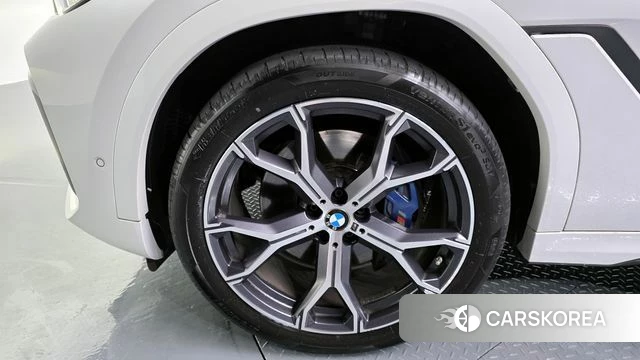 BMW X6 (G06) id 4324635 из Кореи 28