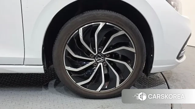 Volkswagen Golf 8th Generation id 3787509 из Кореи 15