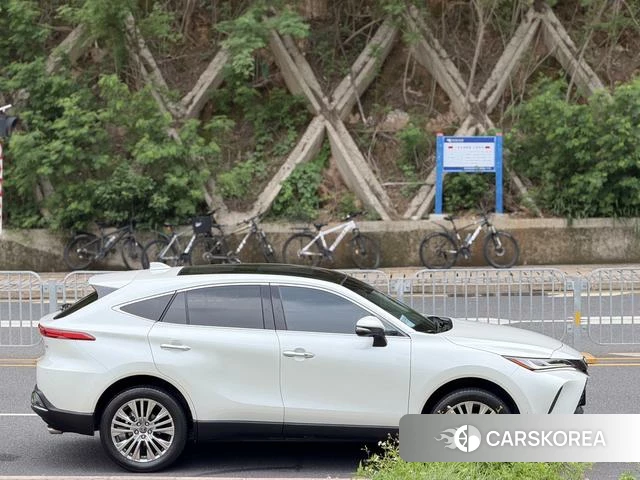 Toyota Ling Fang HARRIER id 4290607 из Китая 9
