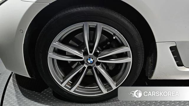 BMW 6 Series GT (G32) id 3885568 из Кореи 15