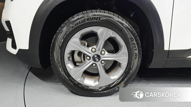 Kia Seltos id 4542021 из Кореи 25