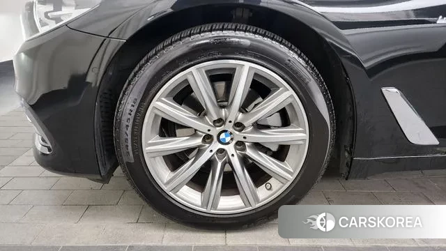 BMW 5 Series (G30) id 3489676 из Кореи 15