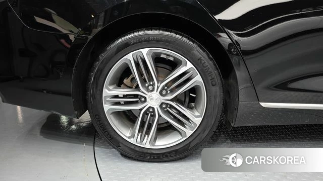 Hyundai Grandeur IG id 3844914 из Кореи 15