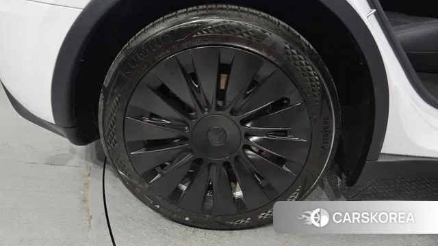 Tesla Model Y id 3639146 из Кореи 15