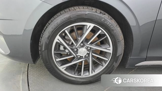 Hyundai The New Grandeur IG id 4401866 из Кореи 25
