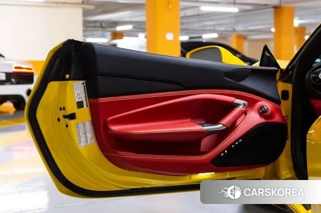 Ferrari F8 Spider id 3023105 из Кореи 14