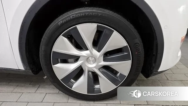 Tesla Model Y id 3037842 из Кореи 15