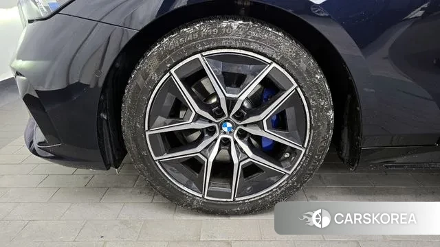 BMW 5 Series (G60) id 3605697 из Кореи 15