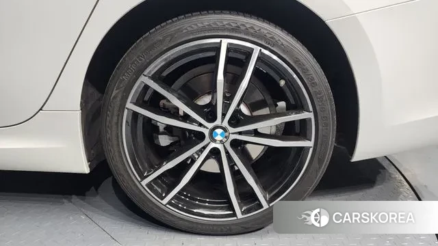 BMW 3 Series (G20) id 3630778 из Кореи 15