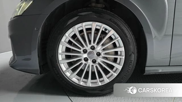 Audi A6 (C8) id 4529882 из Кореи 28