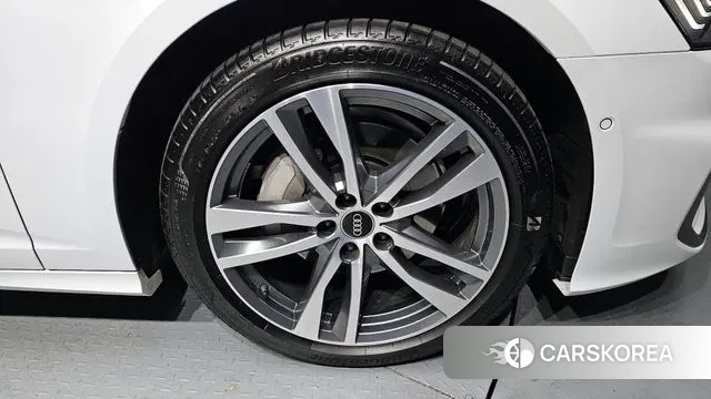 Audi A6 (C8) id 3507978 из Кореи 15