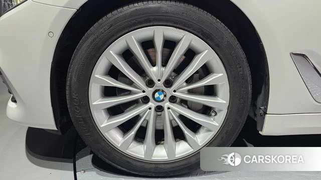 BMW 5 Series (G30) id 4520093 из Кореи 15
