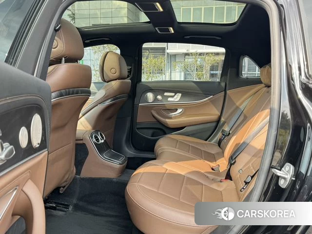 Mercedes-Benz E-class id 4277593 из Китая 12