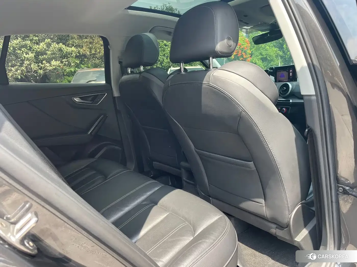 Audi Q2L id 4655260 из Китая 15