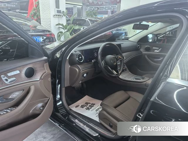 Mercedes-Benz E-class id 4300001 из Китая 10