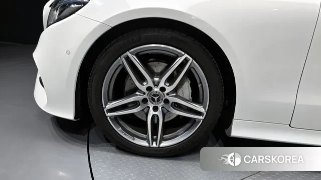 Mercedes-Benz E-Class W213 id 3071843 из Кореи 15