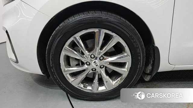 Kia The New Carnival id 3899736 из Кореи 15