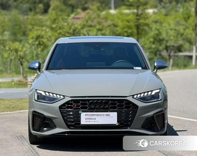 Audi S4 2022 Темно-серый из Китая, фото 5