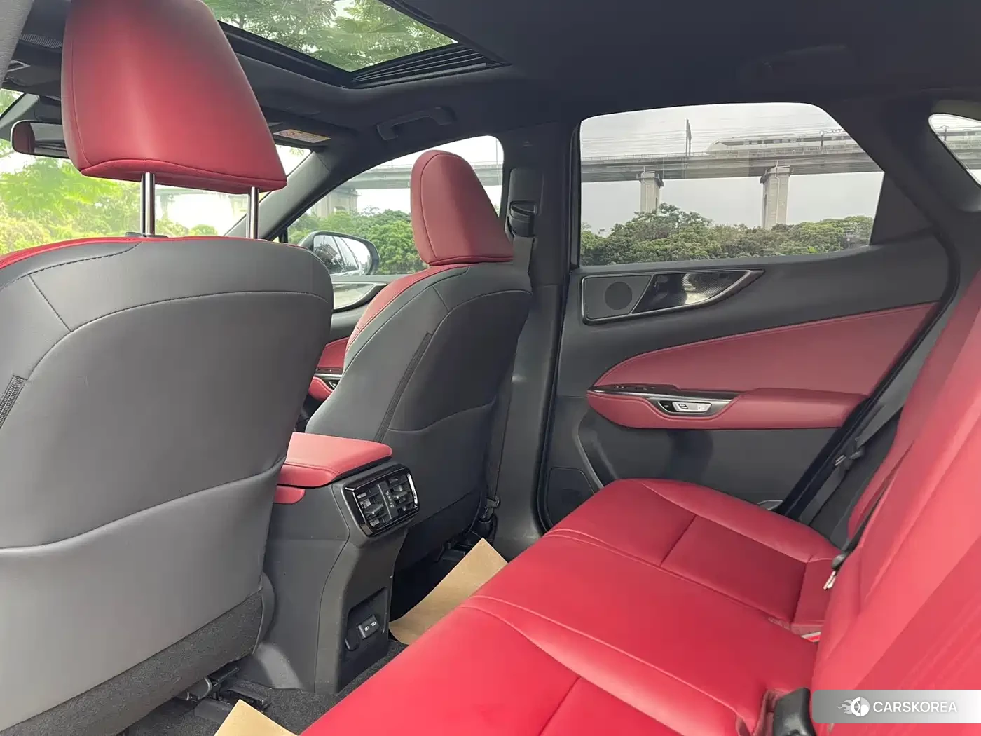 Lexus NX id 4622641 из Китая 24
