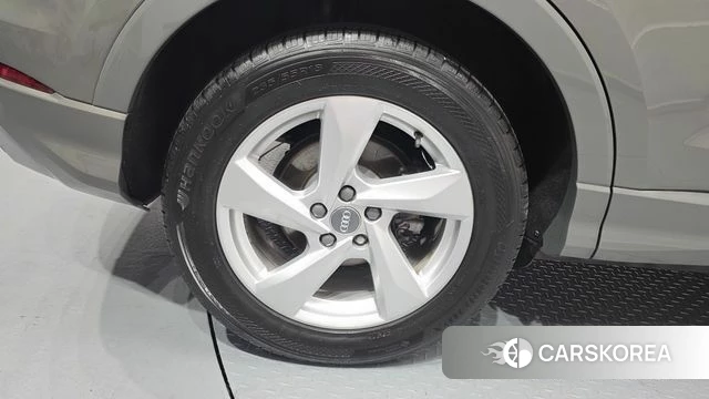 Audi Q3 (F3) id 4424159 из Кореи 28