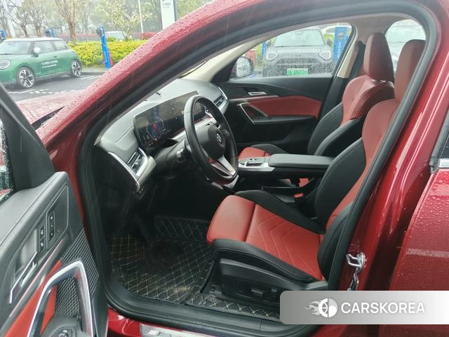 BMW X2 (import) 2025 Красный из Китая, фото 6
