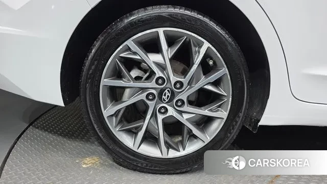 Hyundai The New Avante AD id 3742643 из Кореи 15