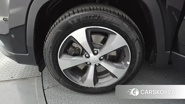 Jeep Cherokee (KL) id 3317013 из Кореи 15