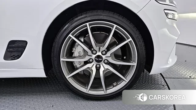 Genesis The New G70 id 3605882 из Кореи 15