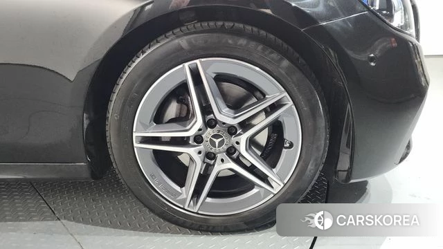 Mercedes-Benz E-Class W213 id 4308639 из Кореи 30