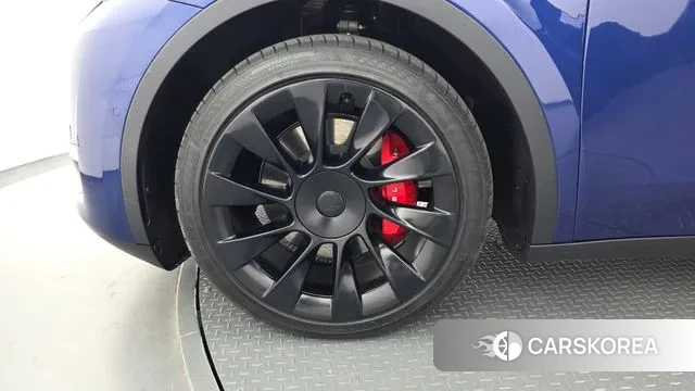 Tesla Model Y id 3508848 из Кореи 15