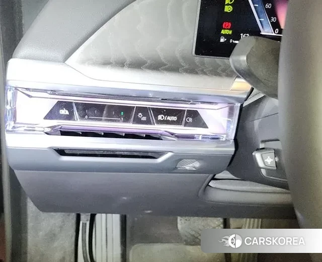 BMW 7 Series (G70) 2023 Черный из Кореи, фото 5