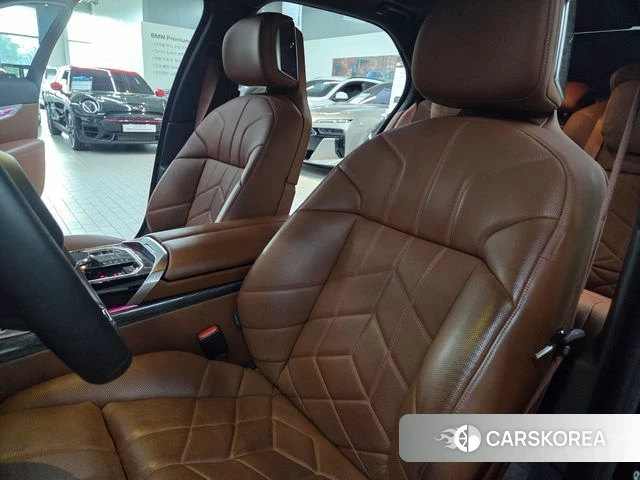 BMW 7 Series (G70) id 4511266 из Кореи 13