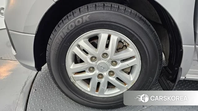 Hyundai The New Grand Starex id 3474898 из Кореи 15